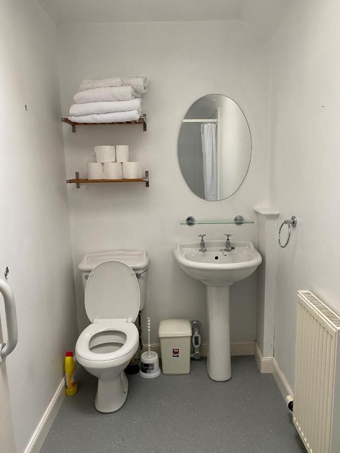 Cosy Cottage In Beautiful Royal Deeside อะบอยน์ ภายนอก รูปภาพ